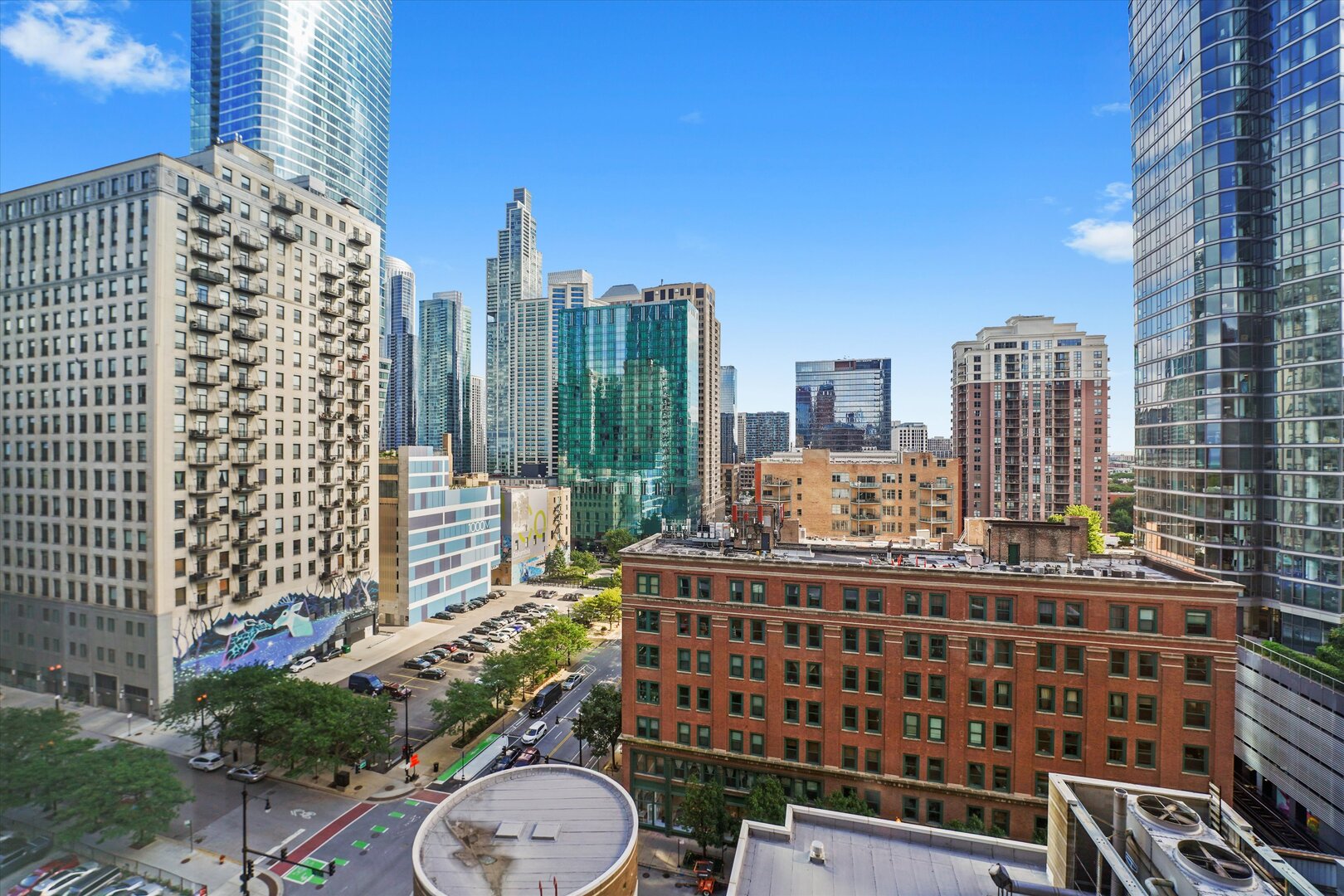 40 E 9TH Street Unit: 1201