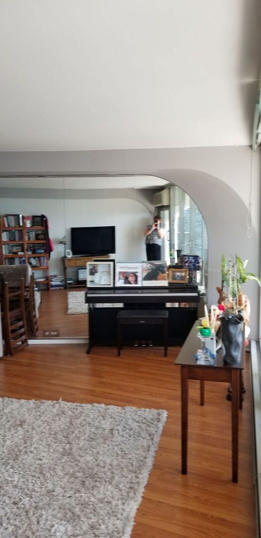 300 N State Street Unit: 4809