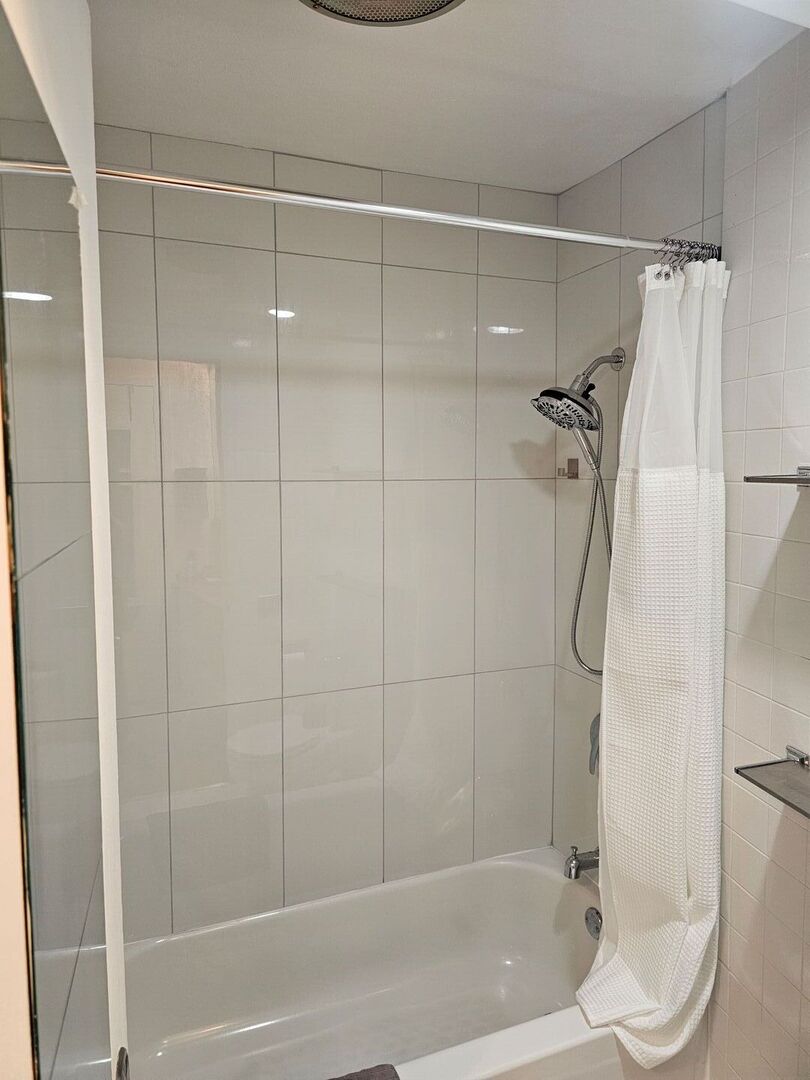 300 N State Street Unit: 4809