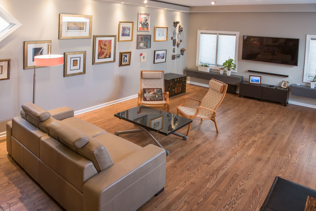 1127 W Cornelia Avenue