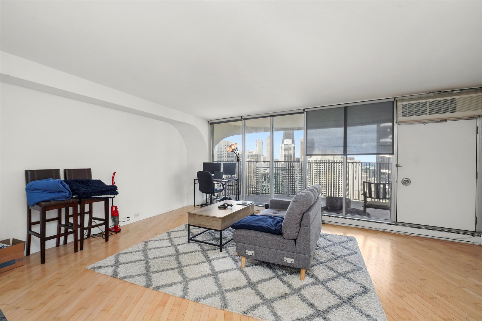 300 N State Street Unit: 4807