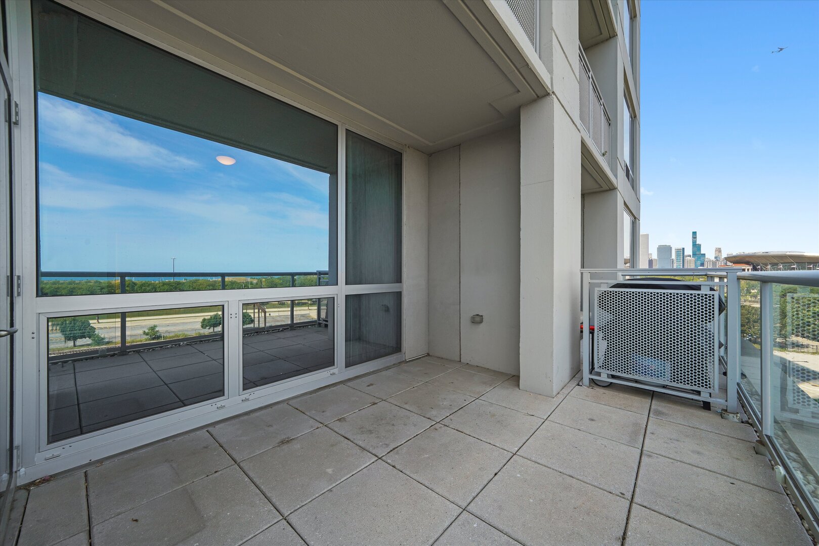 1901 S Calumet Avenue Unit: 606