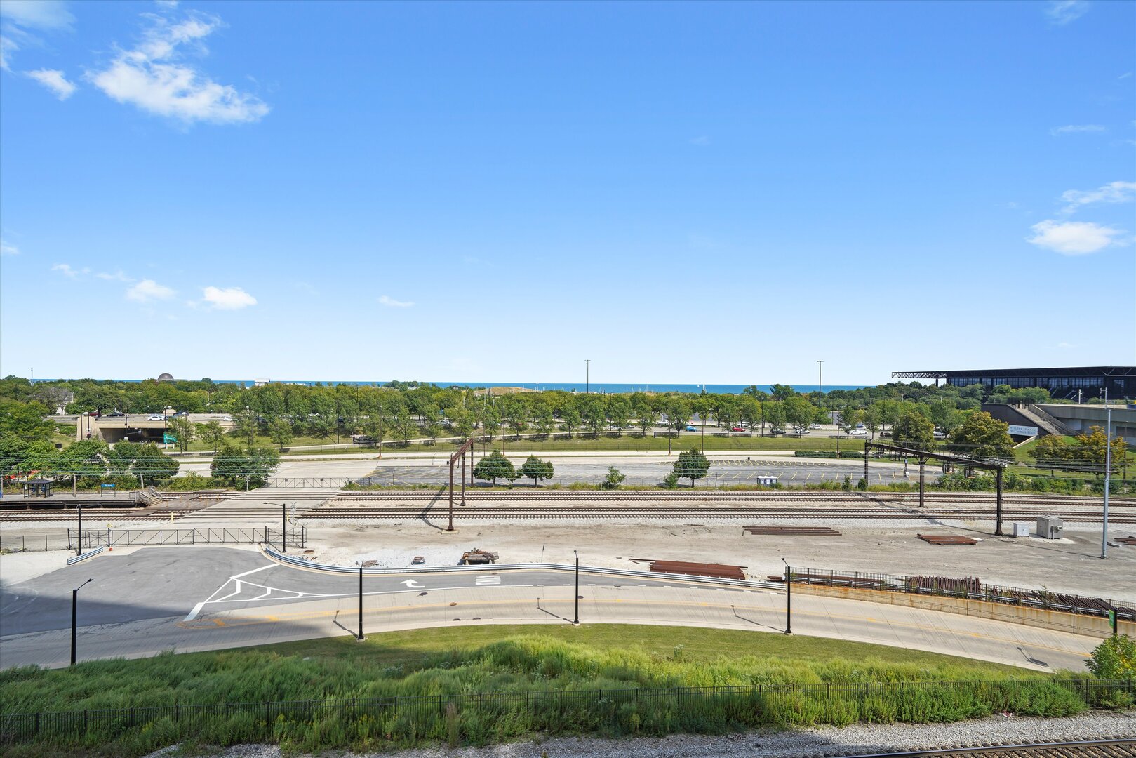 1901 S Calumet Avenue Unit: 606