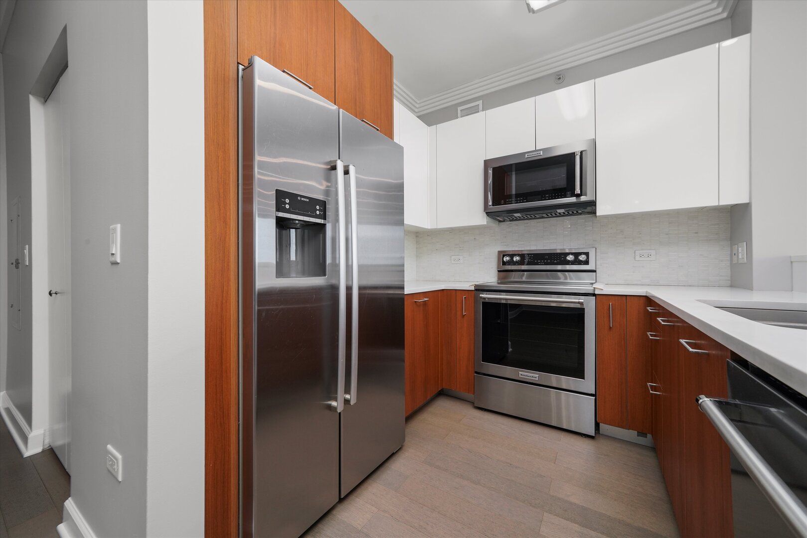 1901 S Calumet Avenue Unit: 606