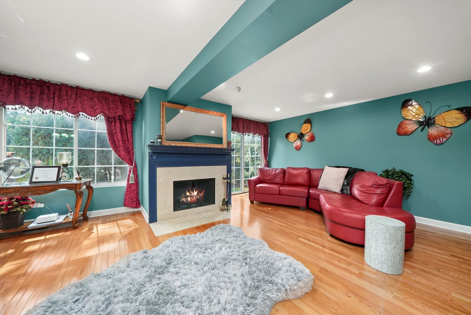2571 Essex Drive