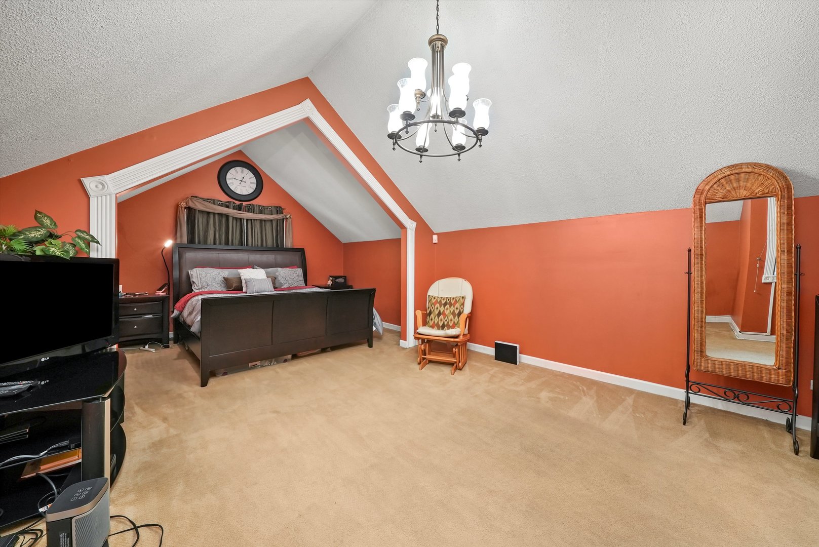 2571 Essex Drive