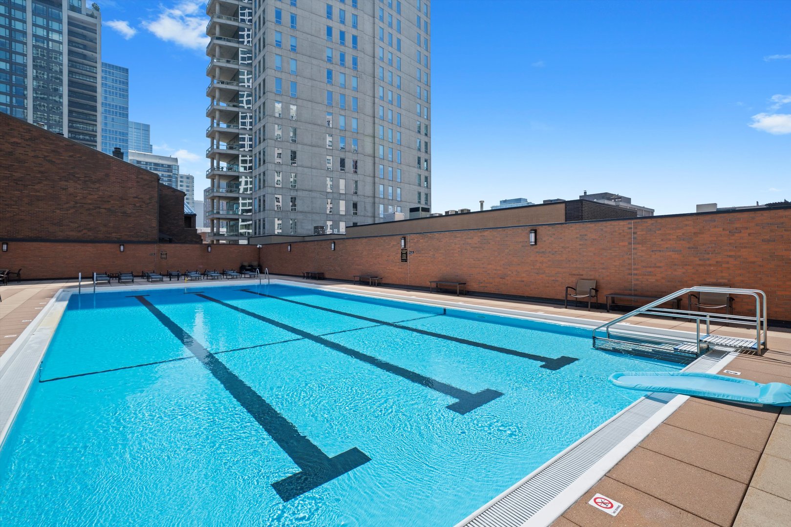 1030 N State Street Unit: 39A