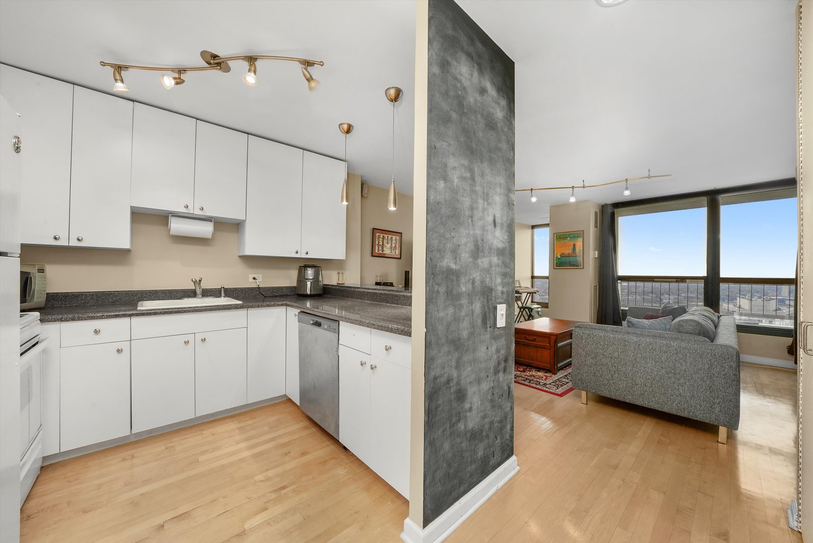 1030 N State Street Unit: 39A