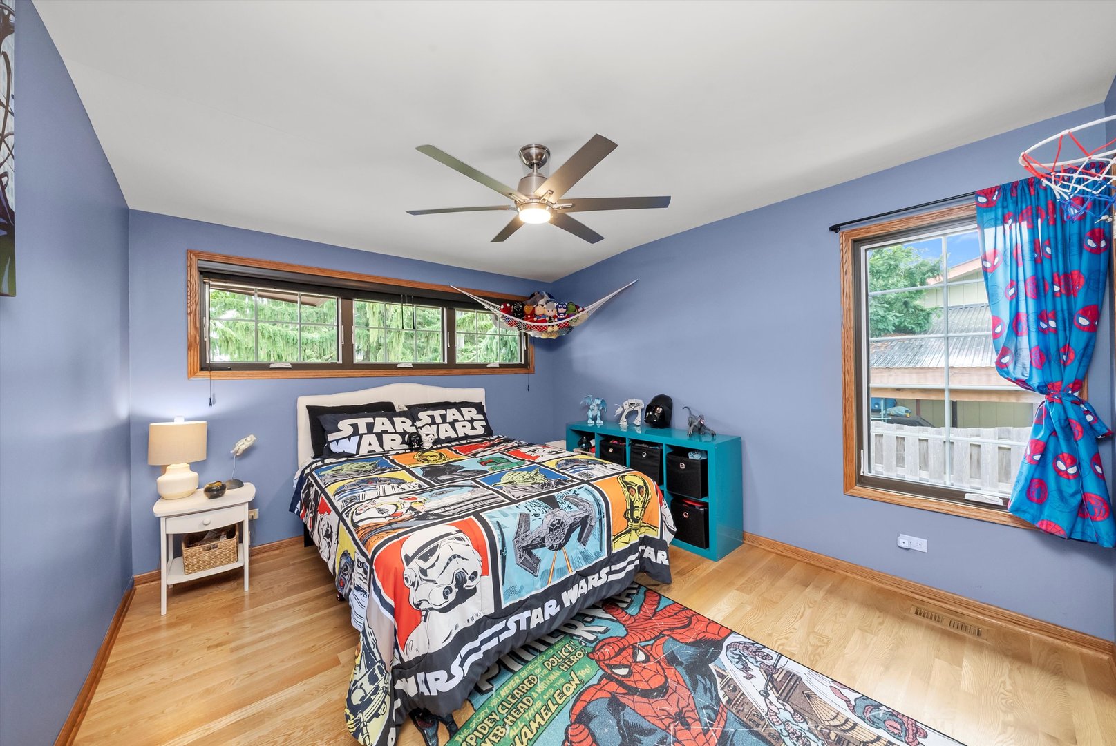 824 W Dorset Avenue W