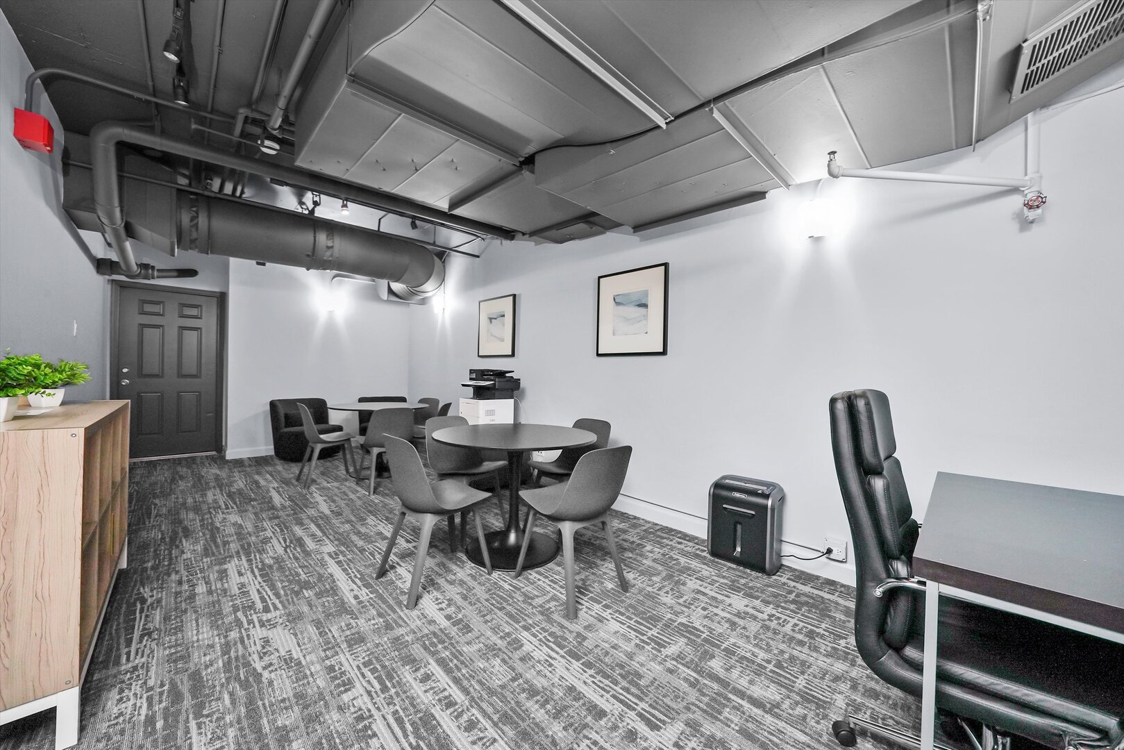 30 E Huron Street Unit: 1106