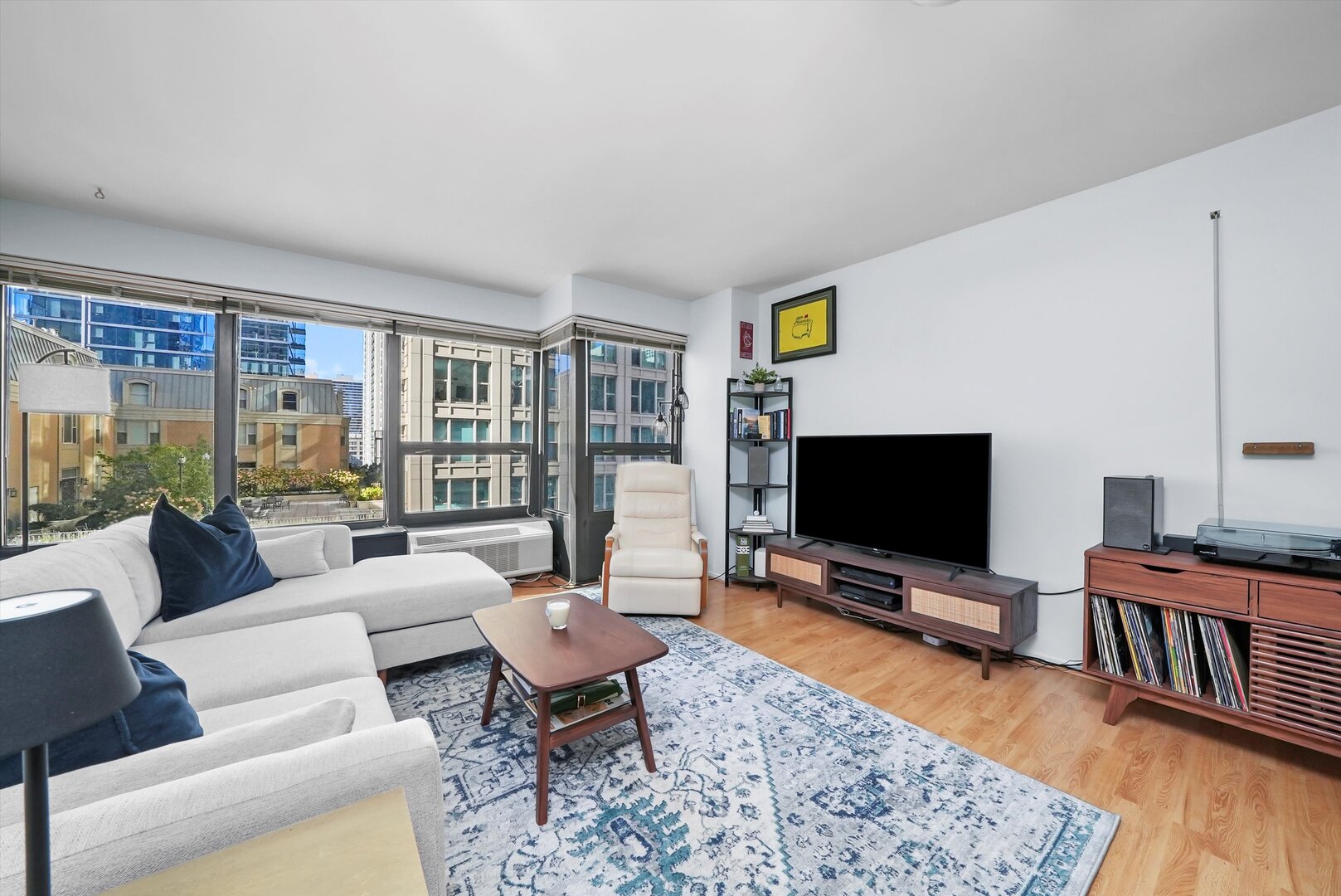 30 E Huron Street Unit: 1106