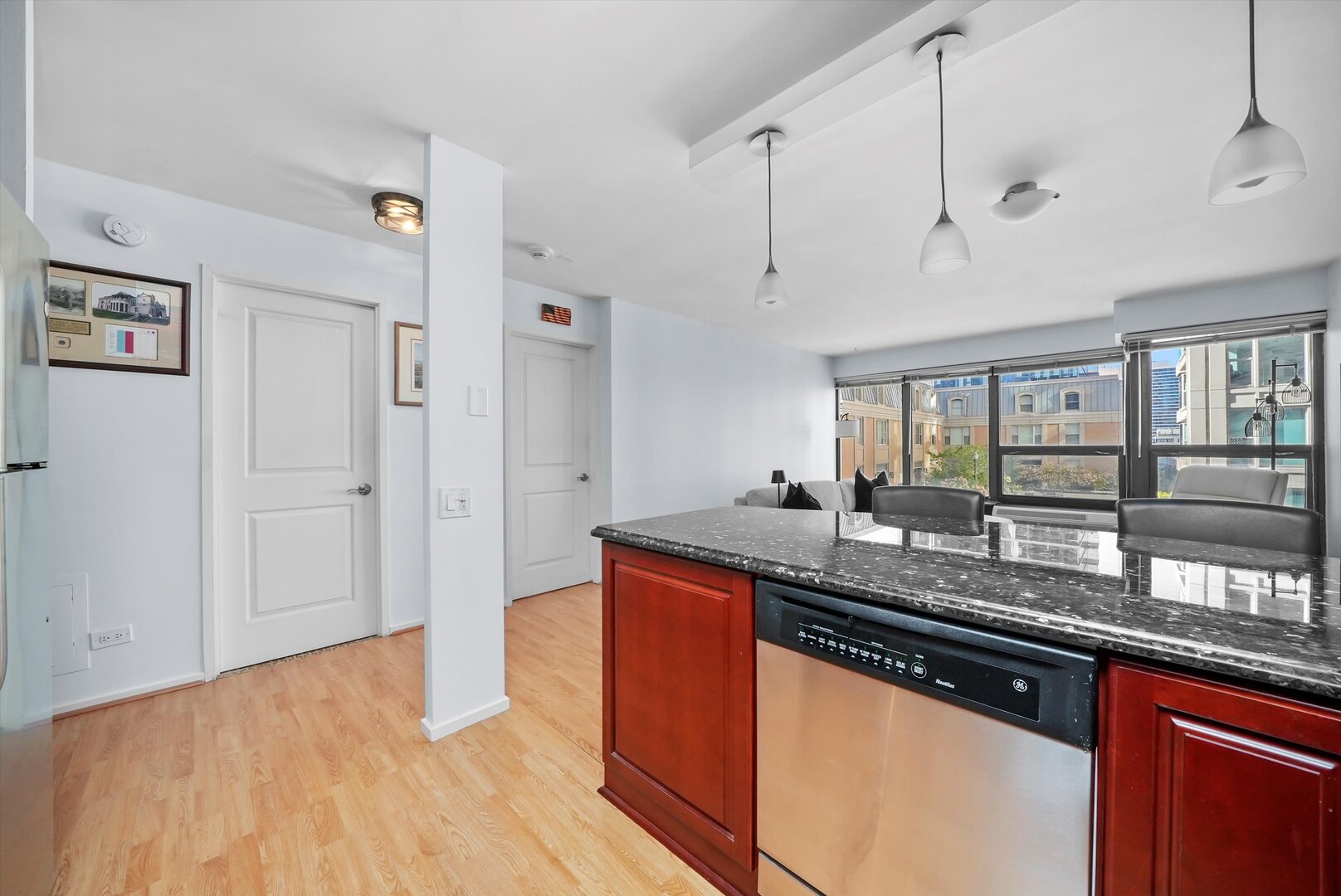 30 E Huron Street Unit: 1106