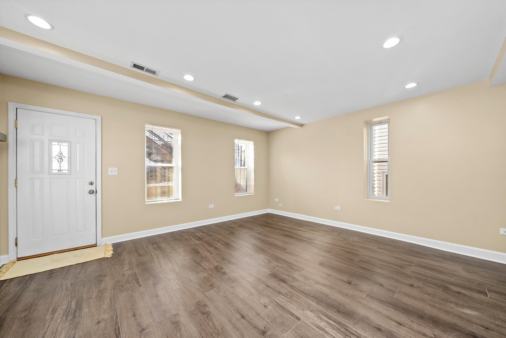 552 W Cullerton Street Unit: G