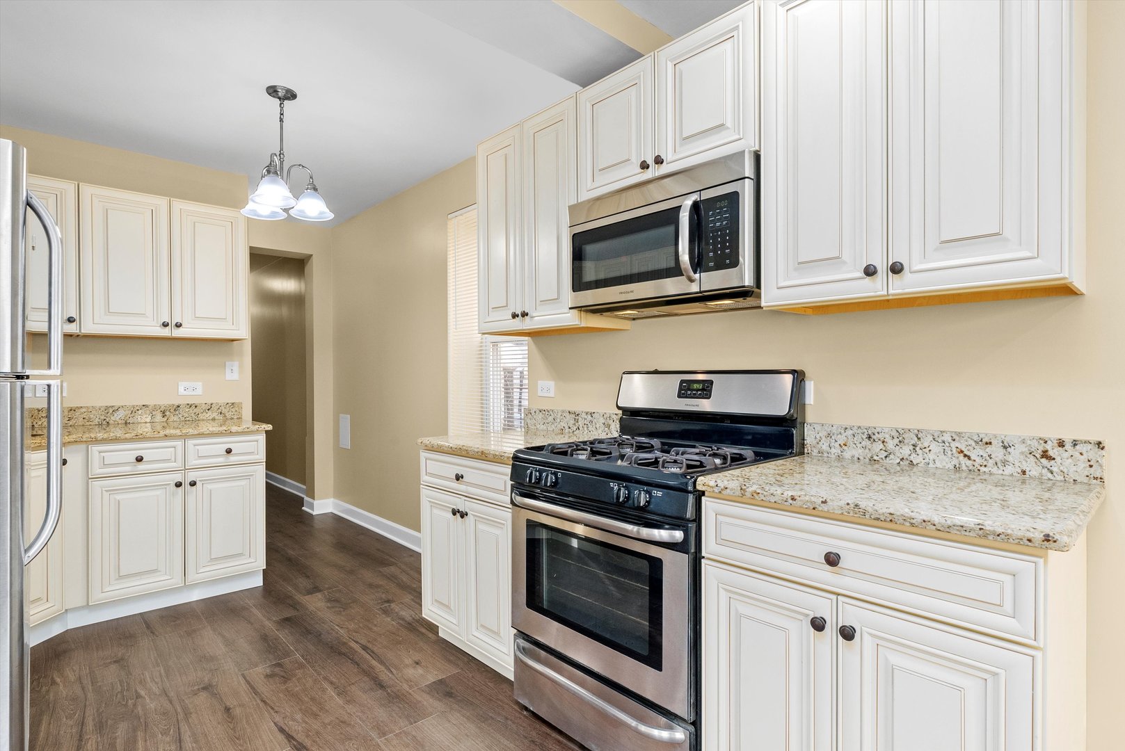 552 W Cullerton Street Unit: G