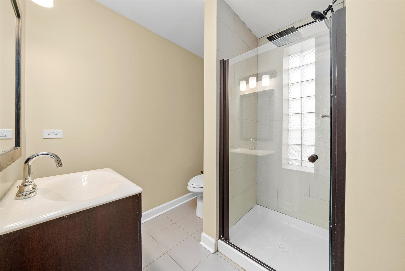 552 W Cullerton Street Unit: G