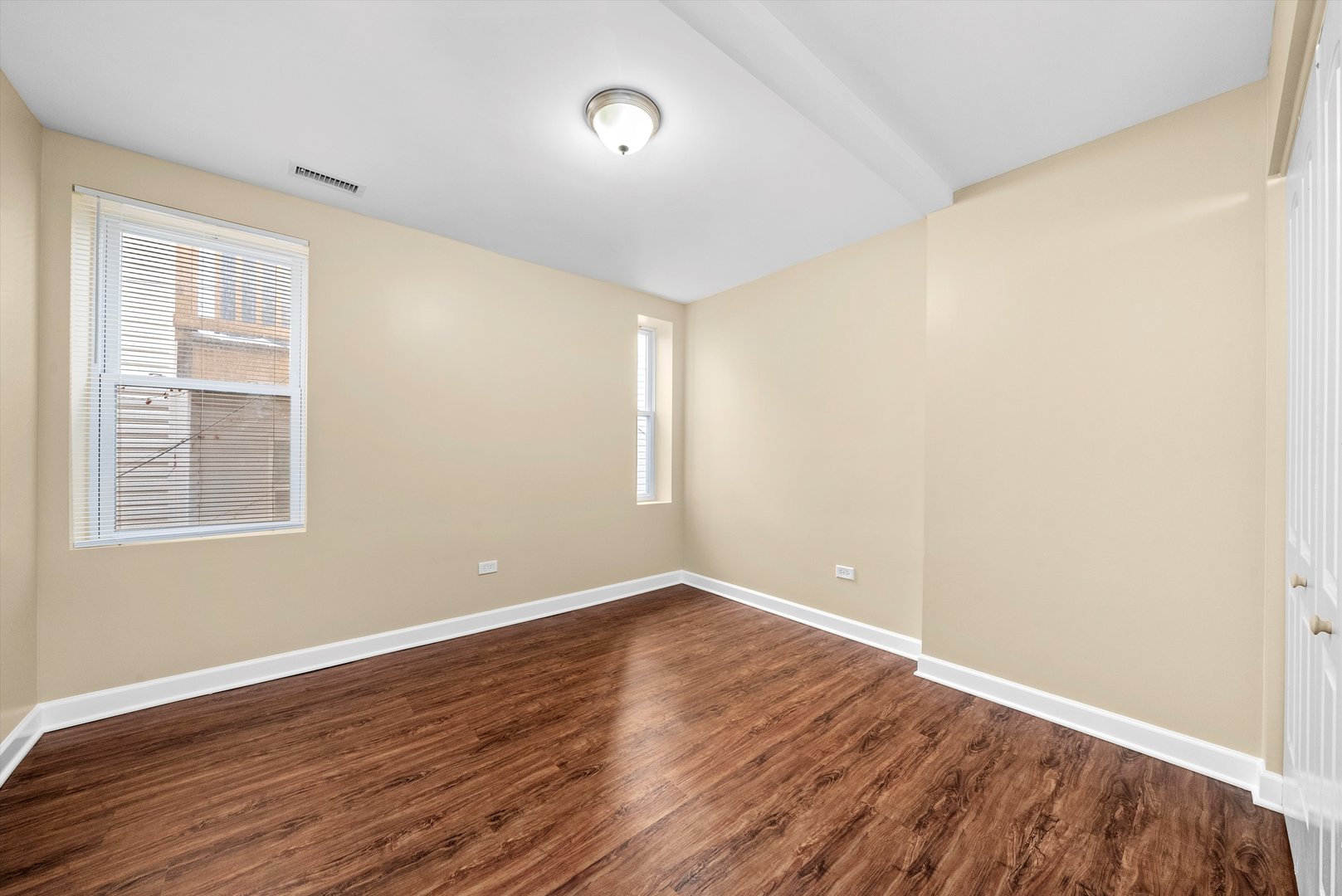 552 W Cullerton Street Unit: G