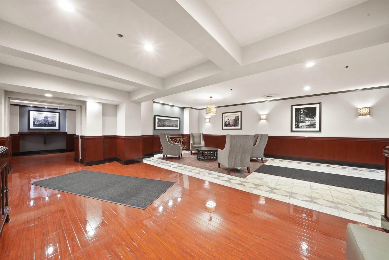 40 E 9TH Street Unit: 707