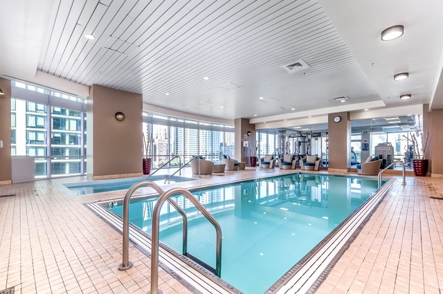 1201 S Prairie Avenue Unit: 3404