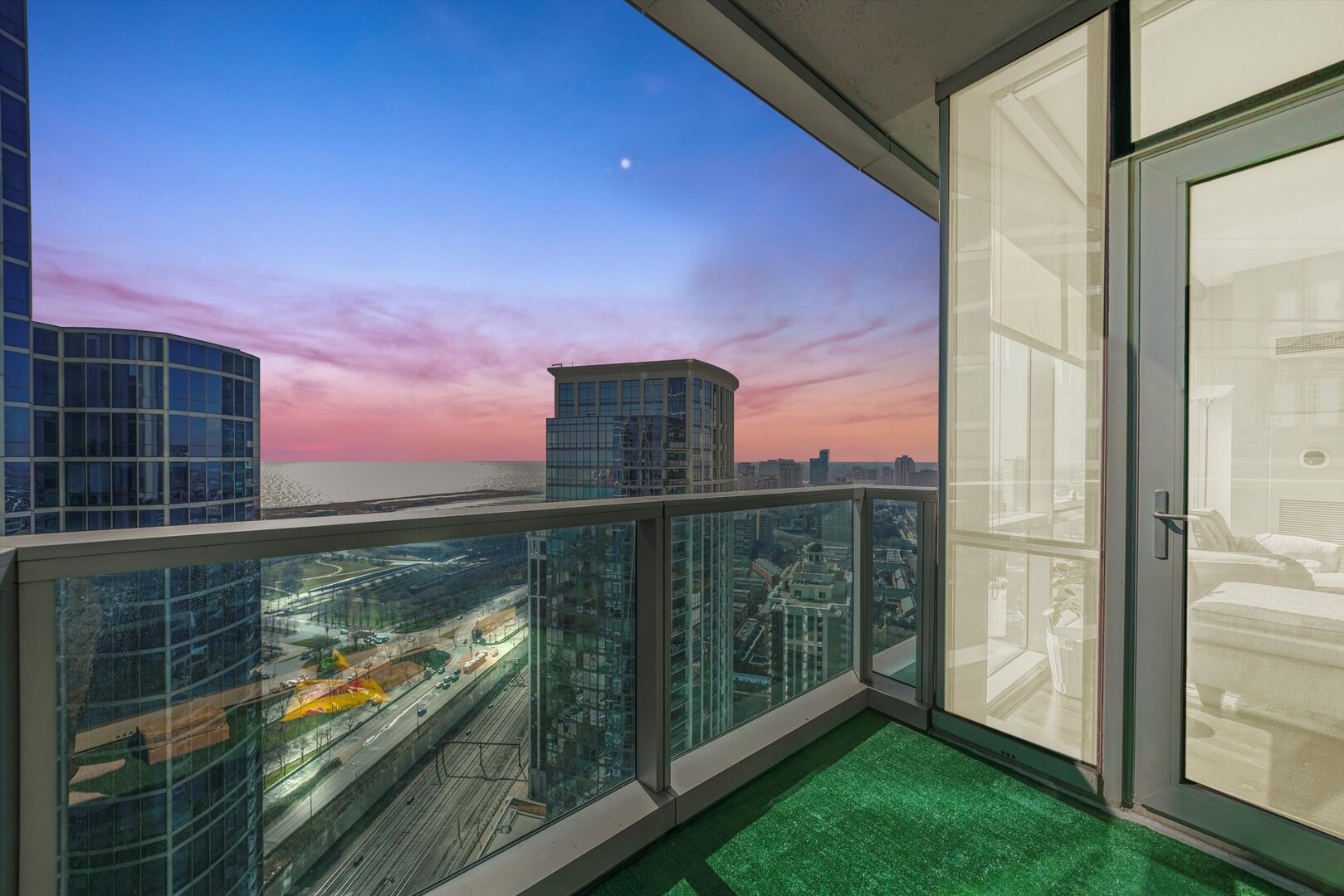 1201 S Prairie Avenue Unit: 3404