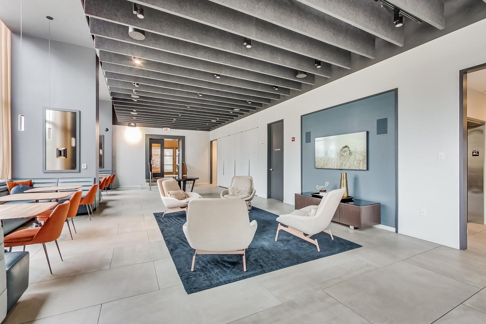 450 E Waterside Drive Unit: 2611