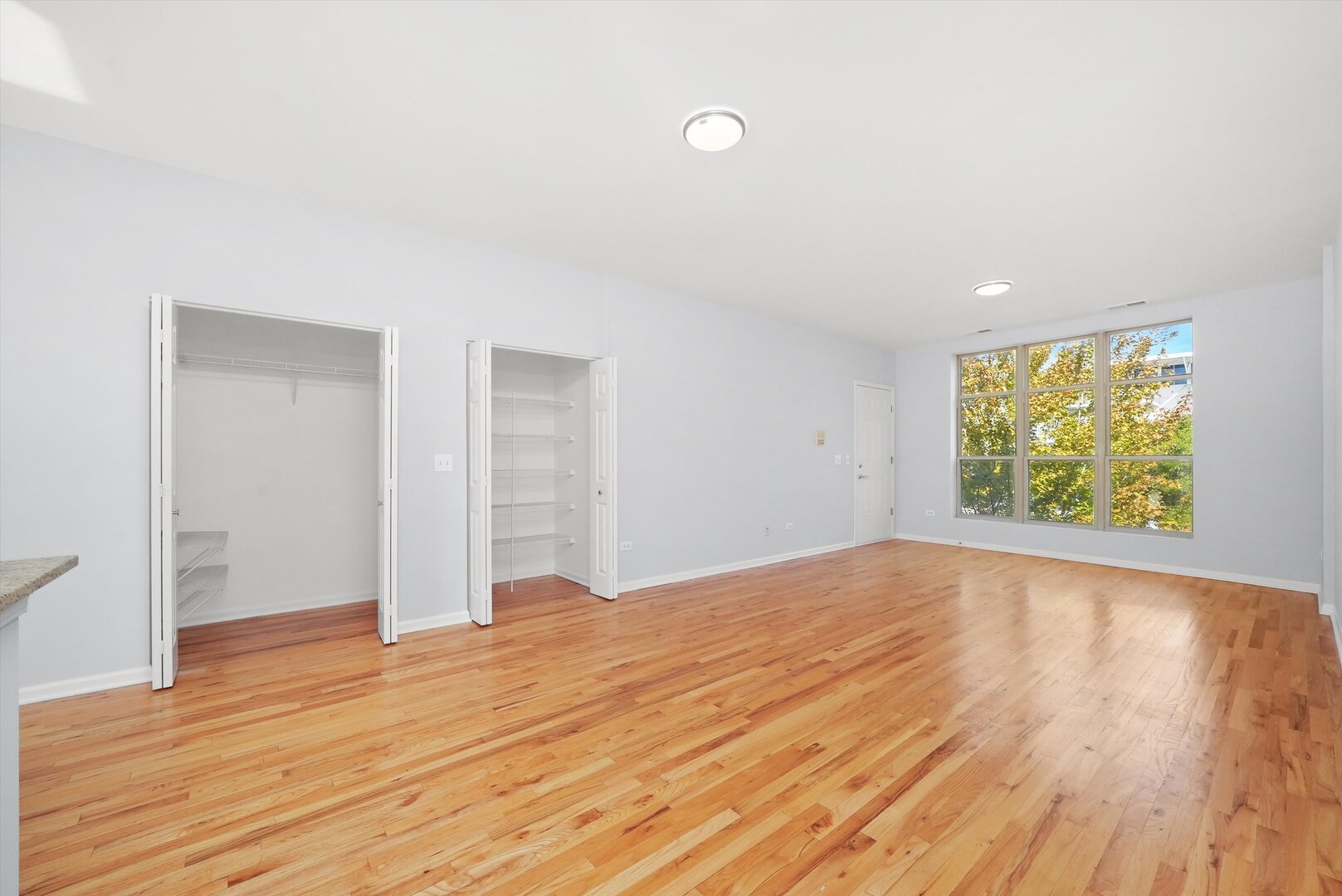 317 E 25th Street Unit: 3E