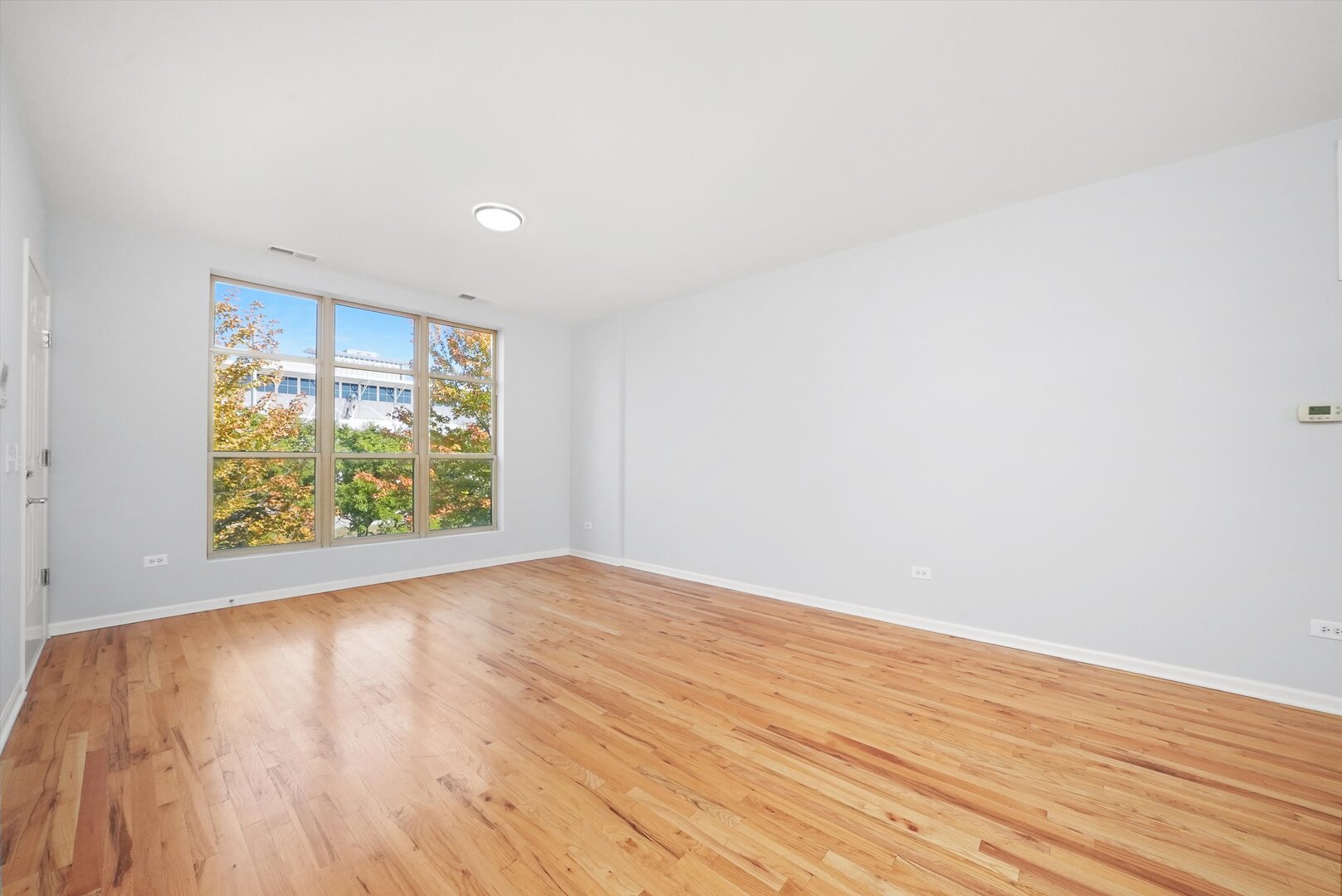 317 E 25th Street Unit: 3E