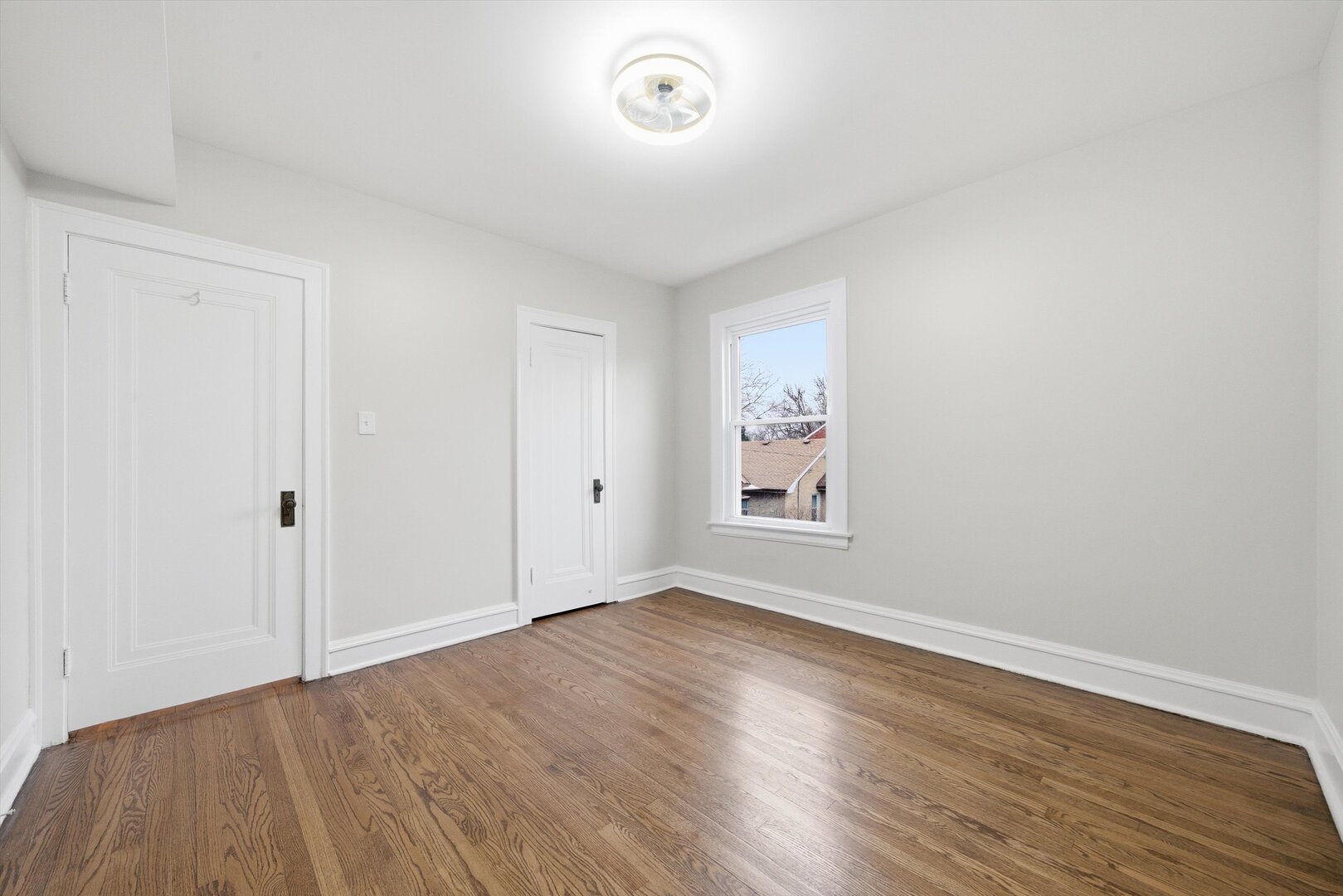 6938 N Campbell Avenue N Unit: 1