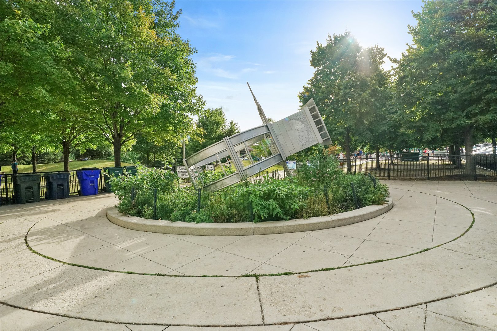 700 N LARRABEE Street Unit: 1010