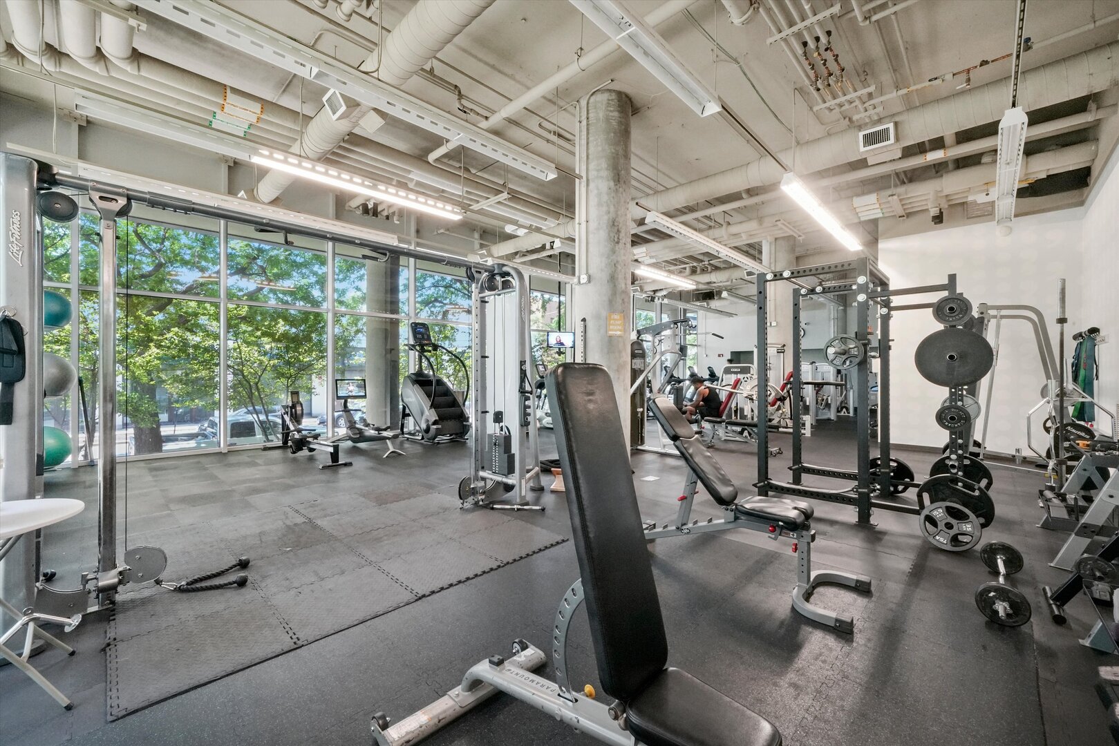 860 W Blackhawk Street Unit: 2804