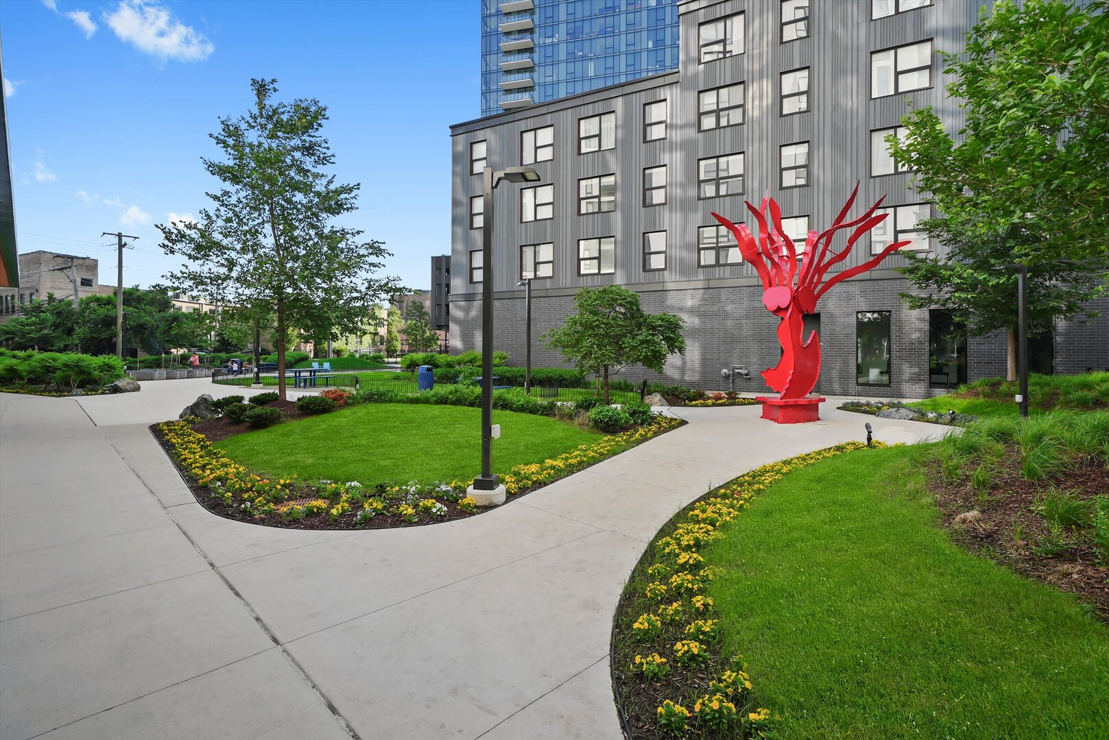 860 W Blackhawk Street Unit: 2804