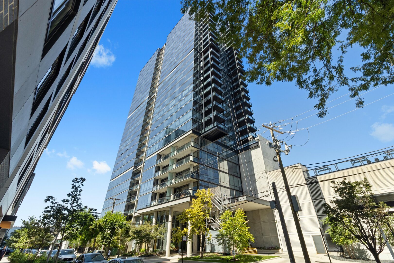 860 W Blackhawk Street Unit: 2804