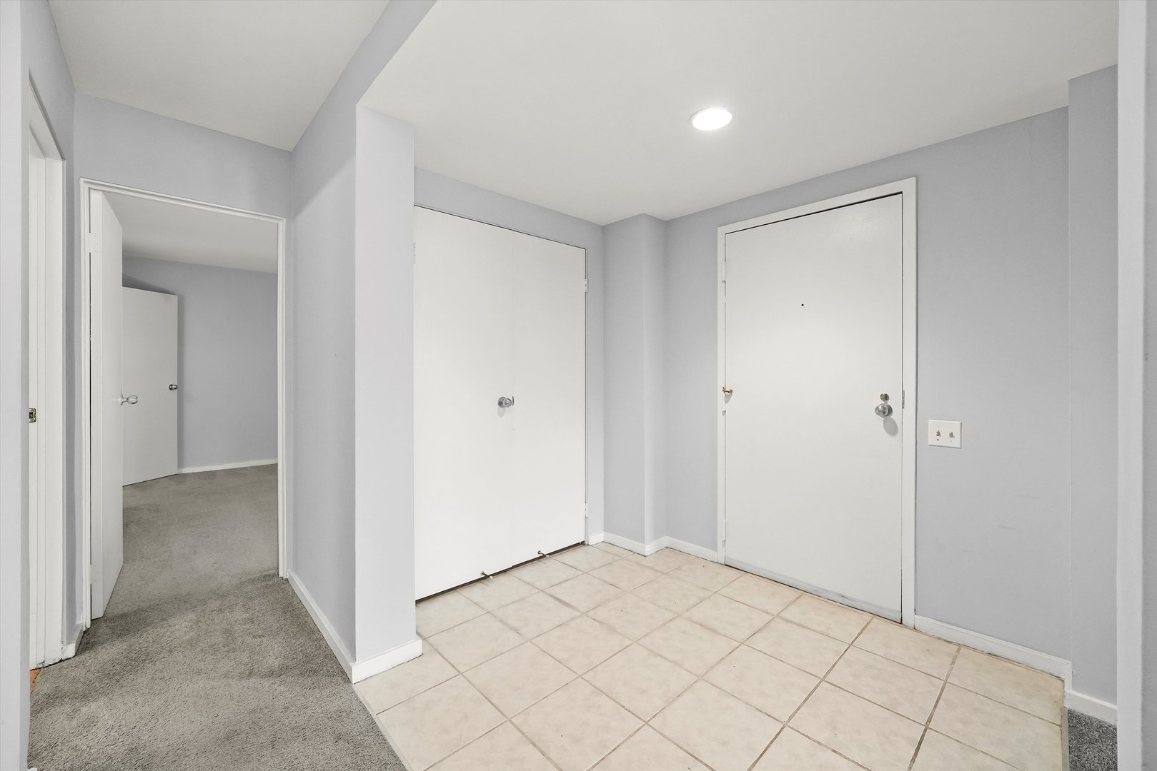 40 E 9TH Street Unit: 710