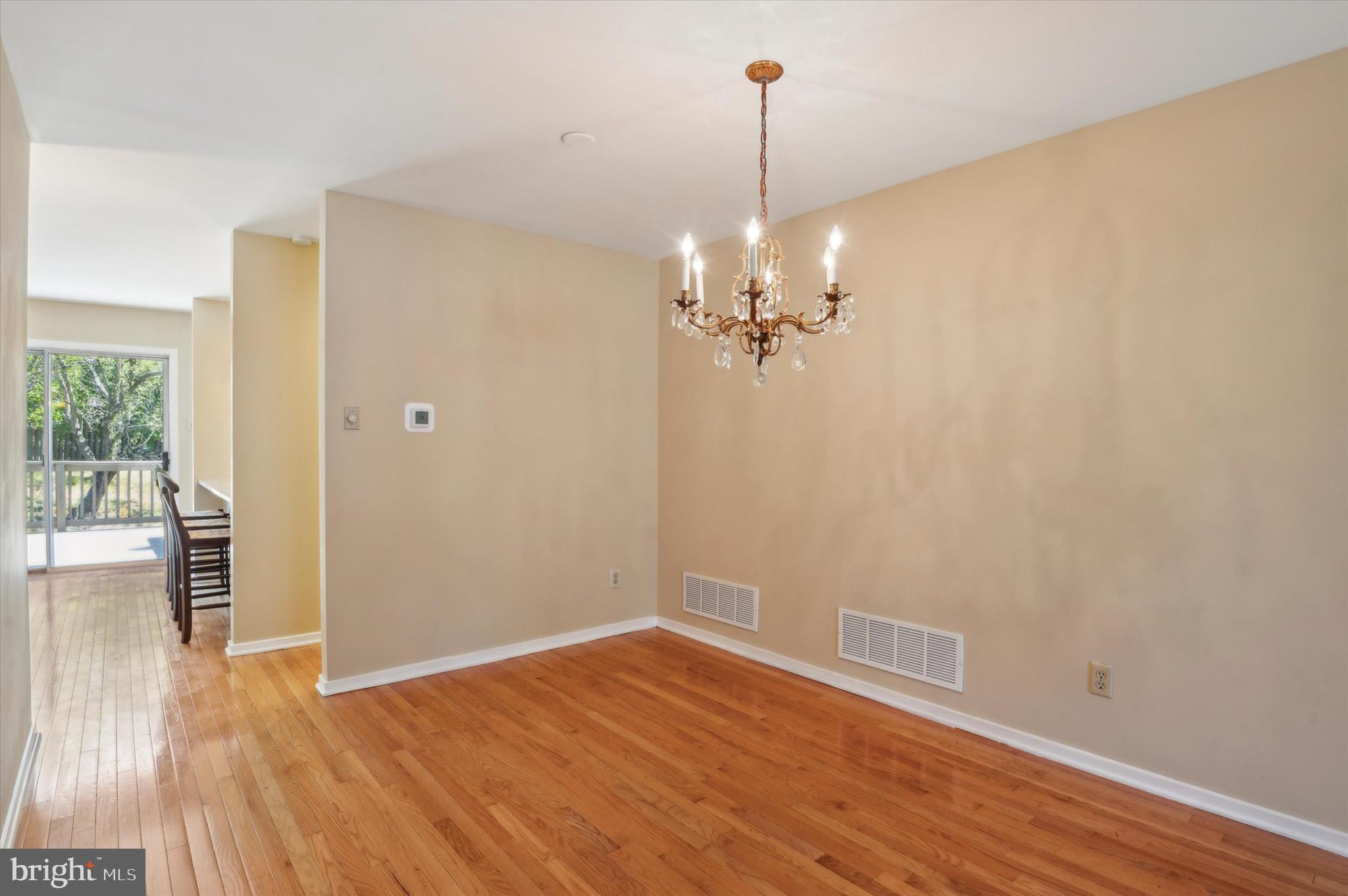 5102 SHANNON COURT
