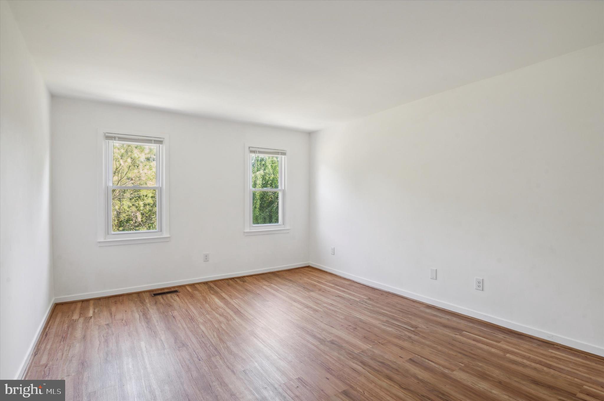 5102 SHANNON COURT