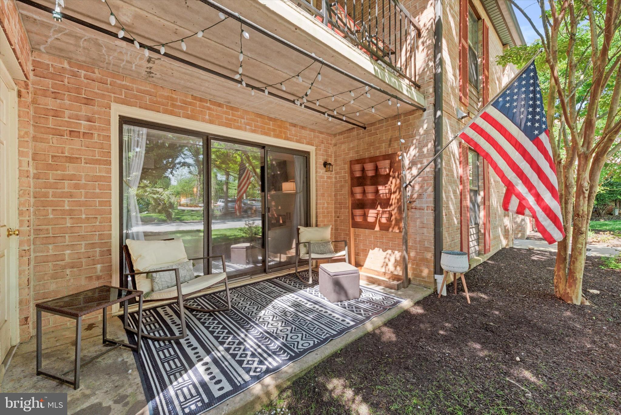 711 WASHINGTON PLACE 11