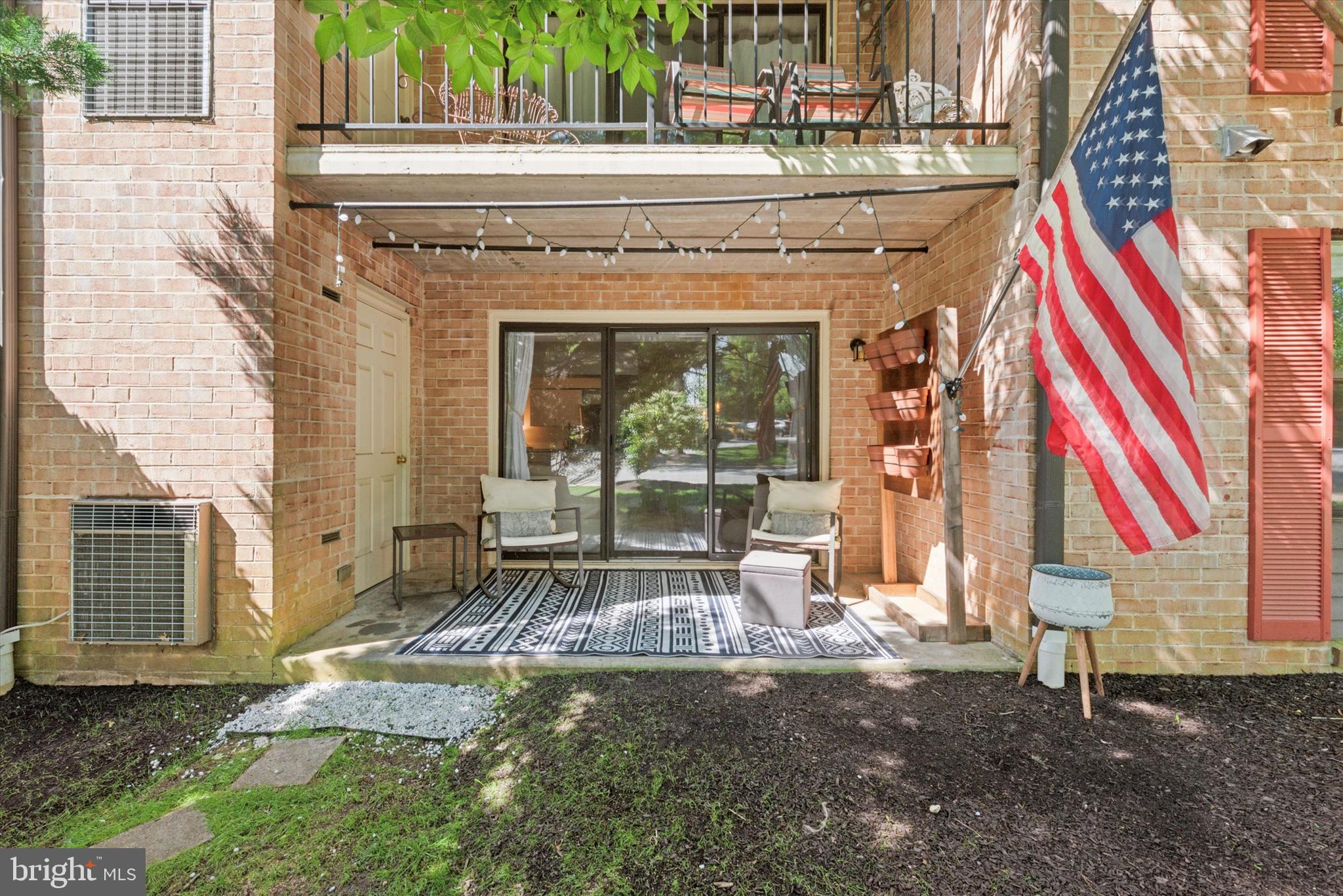 711 WASHINGTON PLACE 11