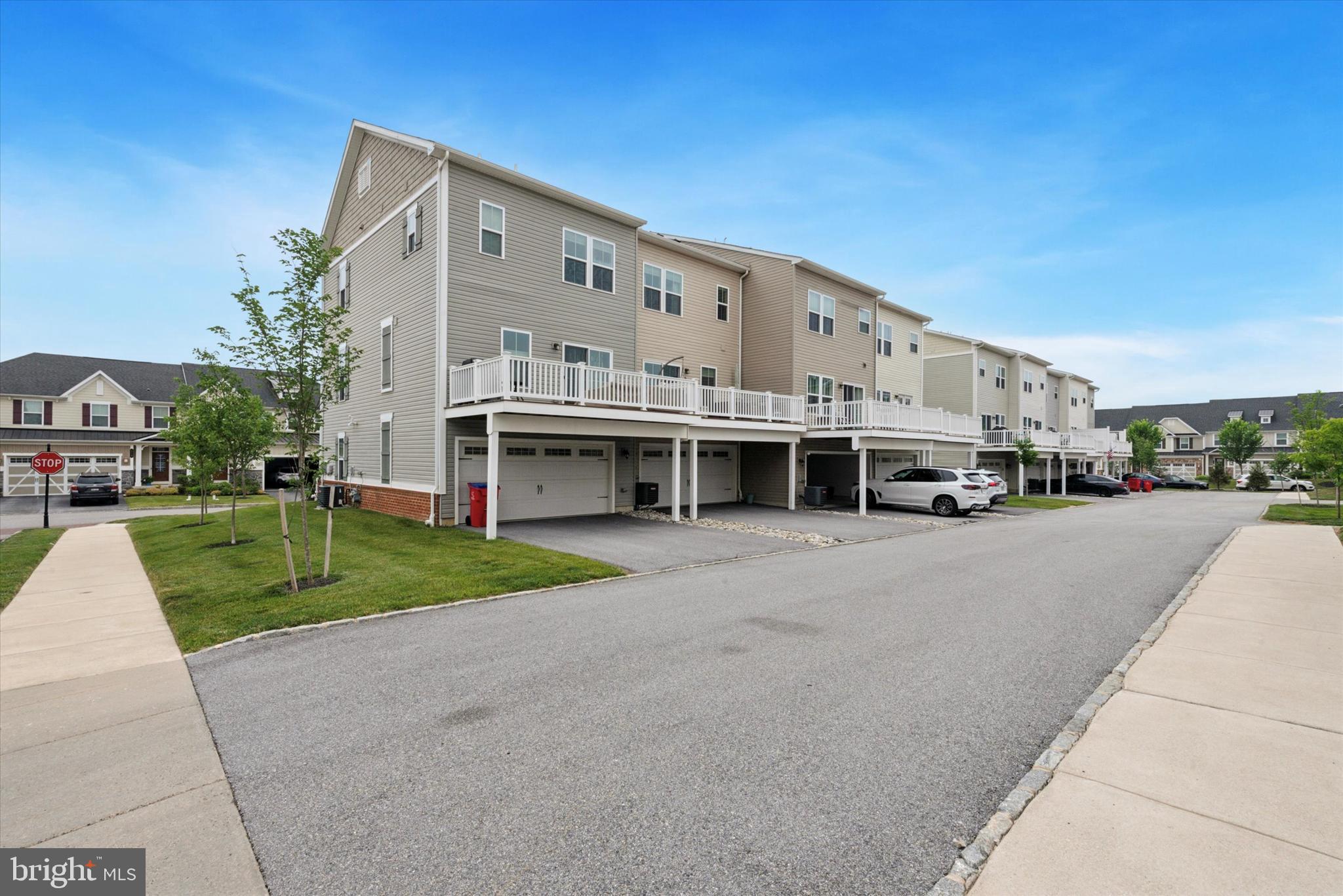 515 QUARRY POINT ROAD