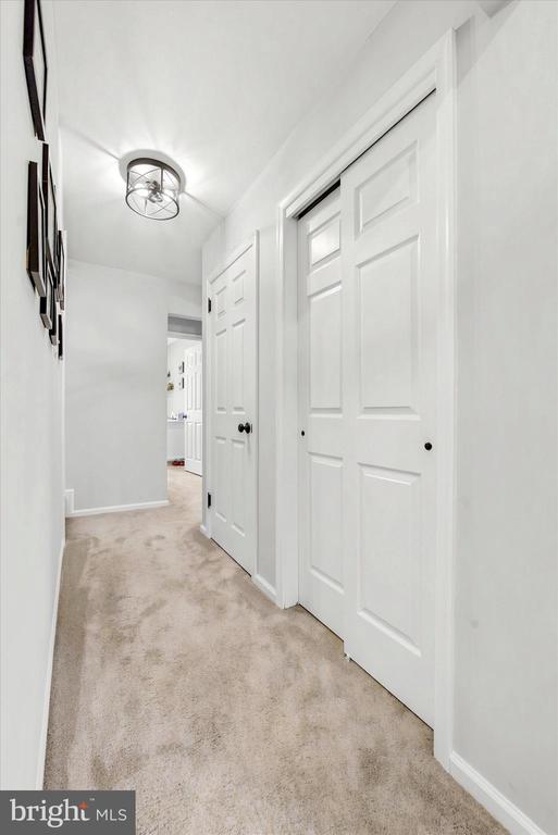 762 SHROPSHIRE DRIVE