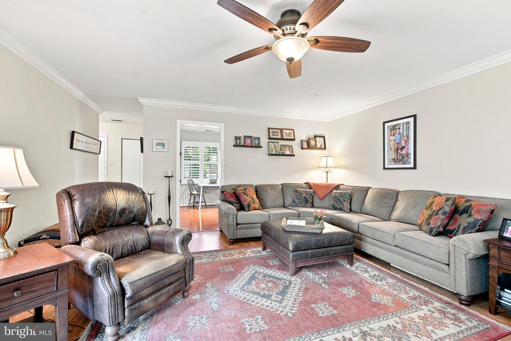 347 DEVON WAY Unit: 347