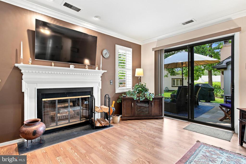 347 DEVON WAY Unit: 347