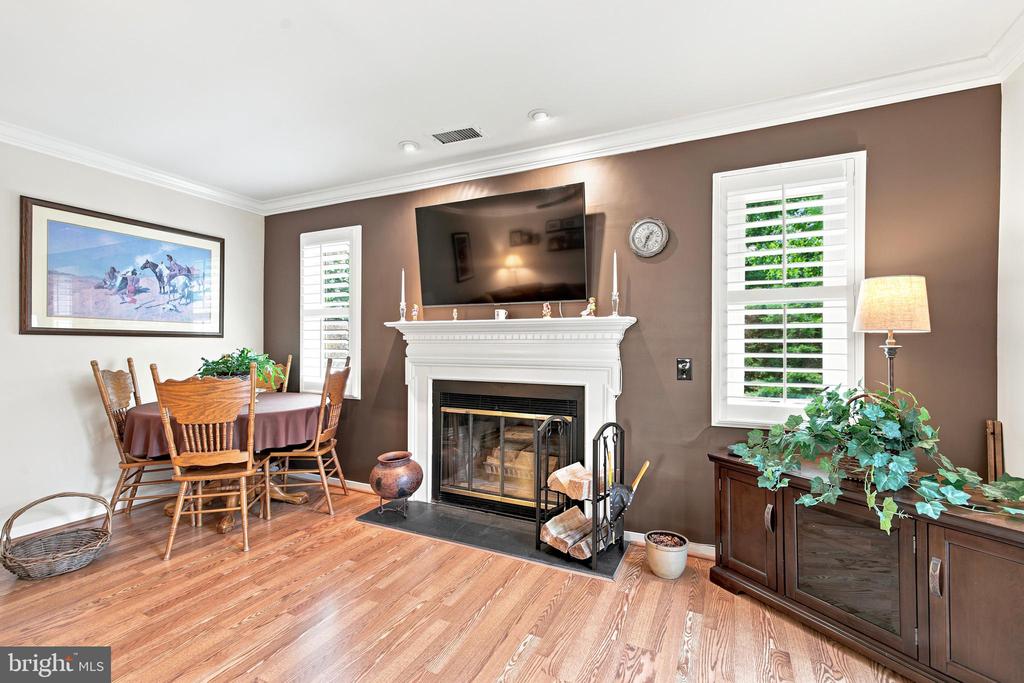 347 DEVON WAY Unit: 347