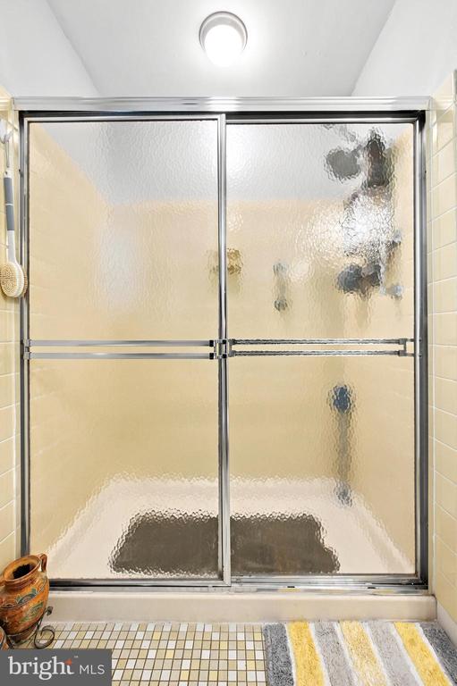 347 DEVON WAY Unit: 347
