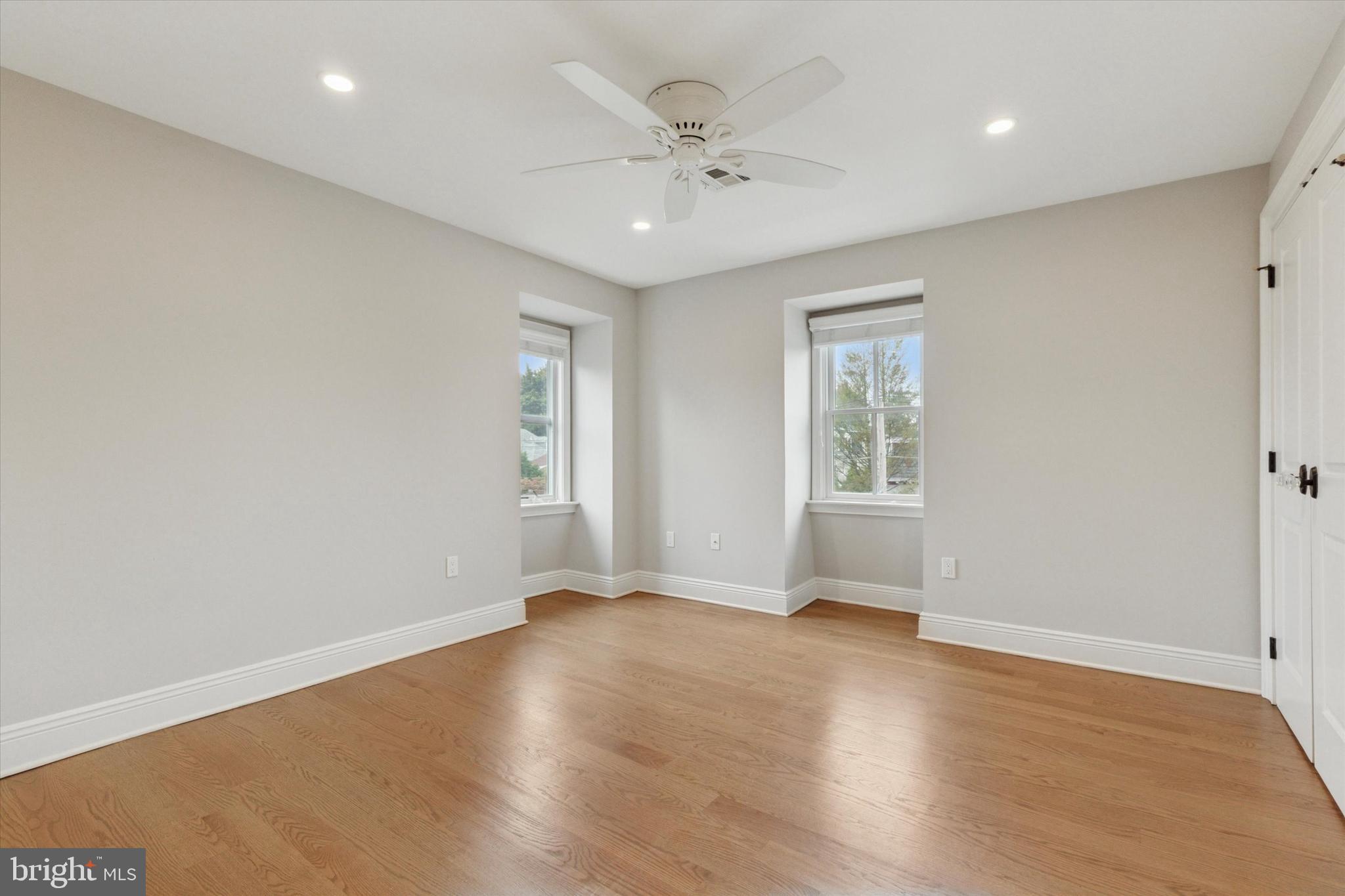 200 W WAYNE AVENUE APT 4