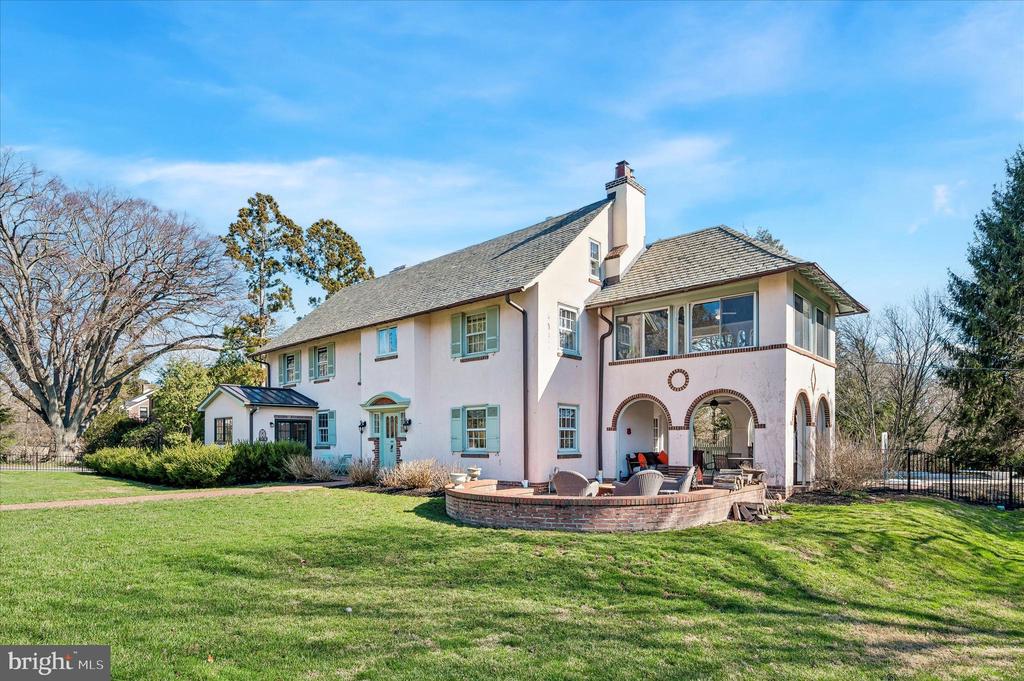 490 BANCROFT ROAD