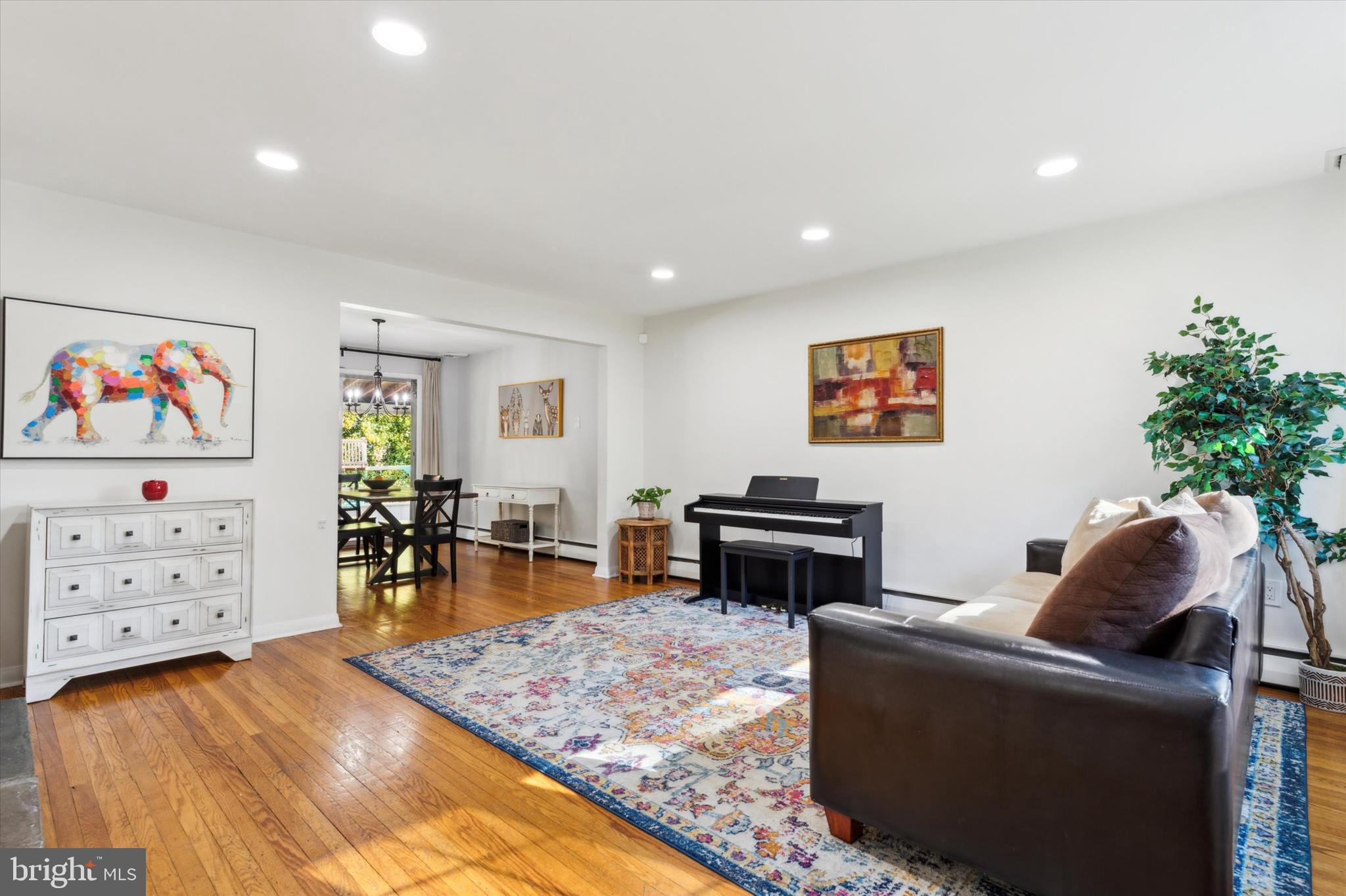 290 W VALLEY FORGE ROAD
