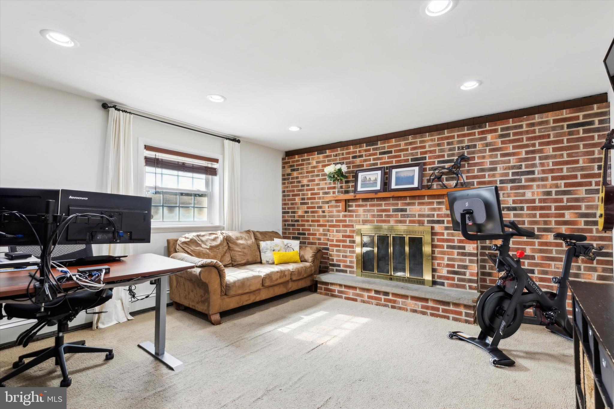 290 W VALLEY FORGE ROAD