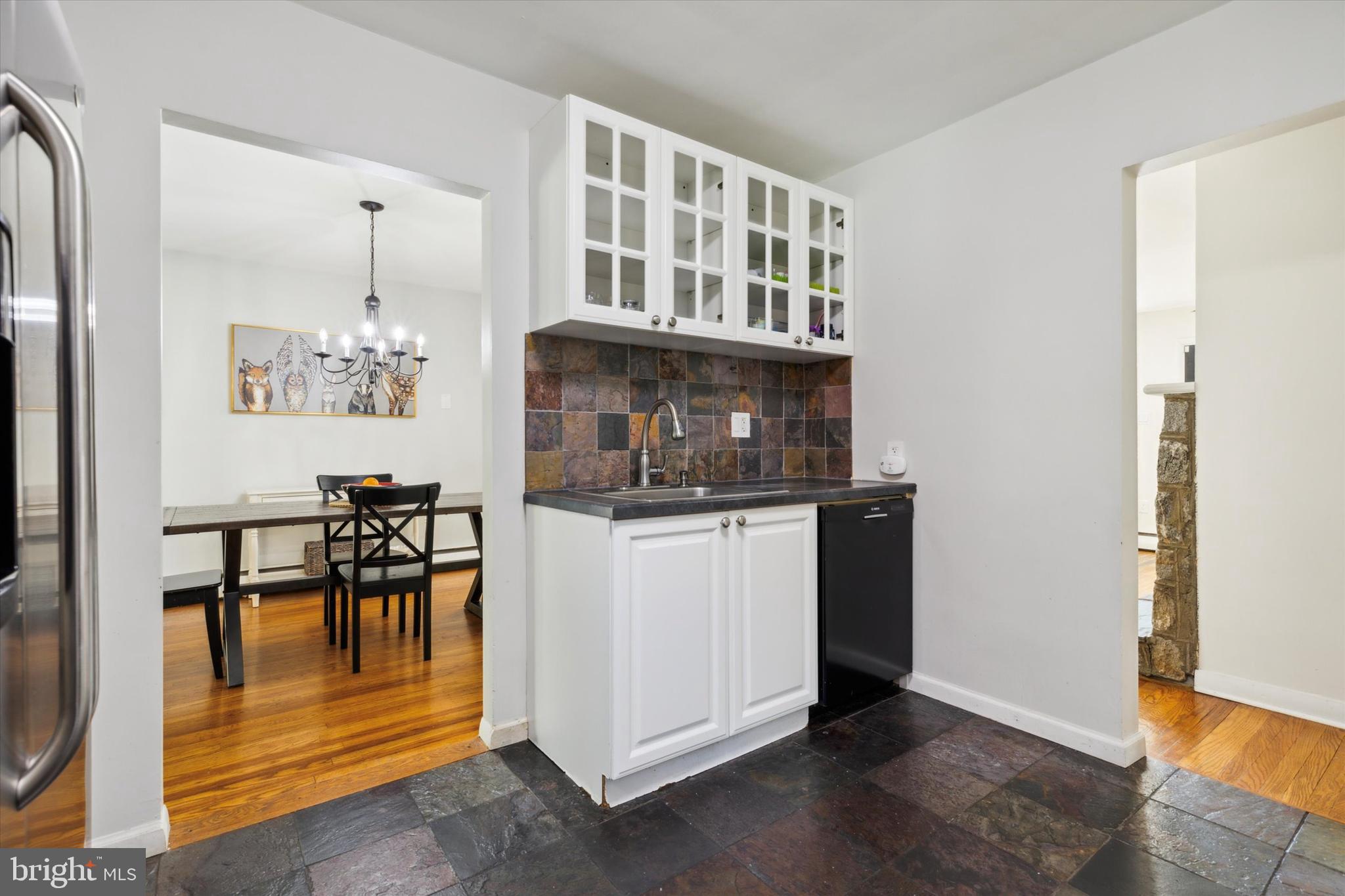 290 W VALLEY FORGE ROAD