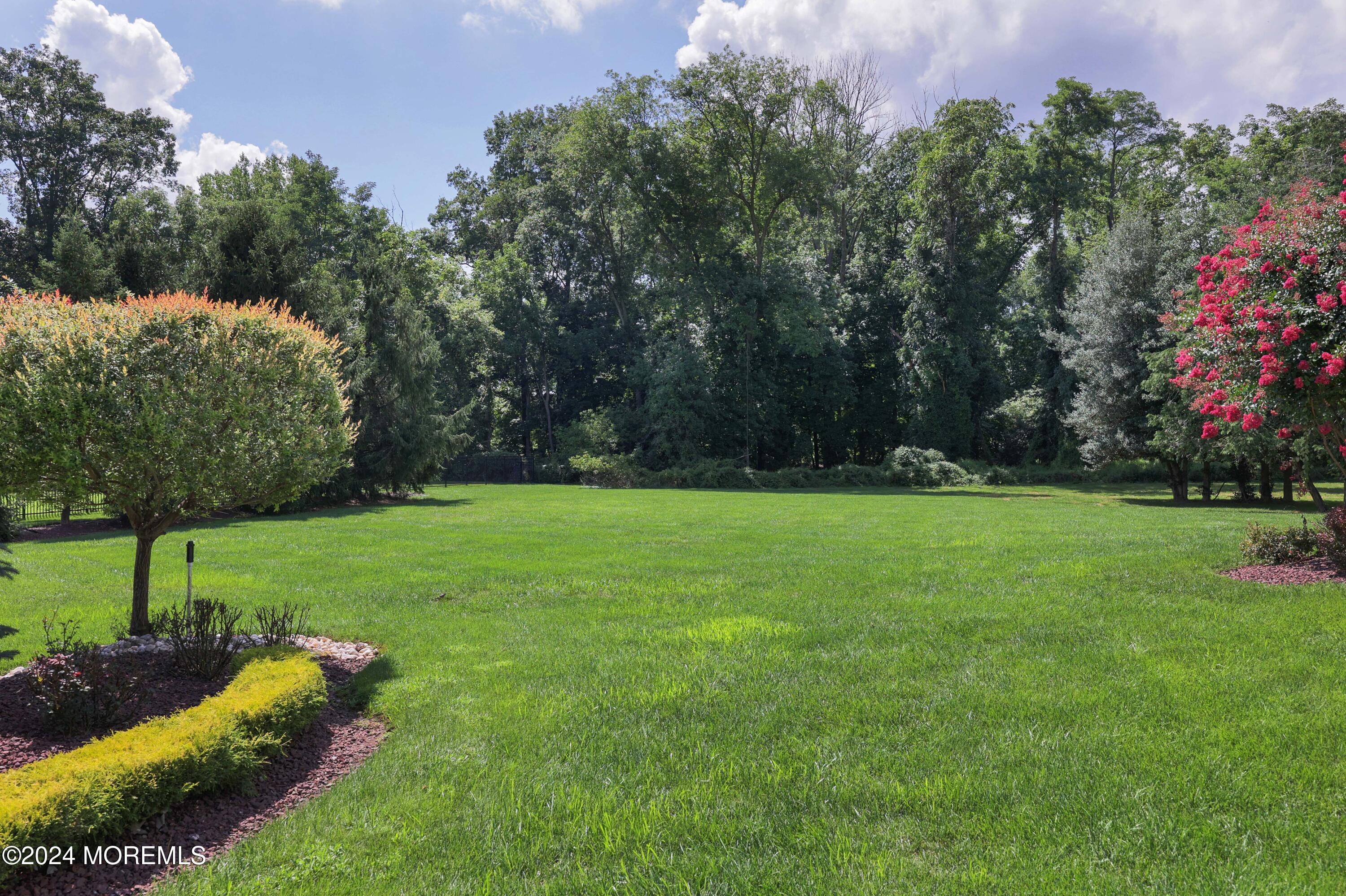 6 Evergreen Lane