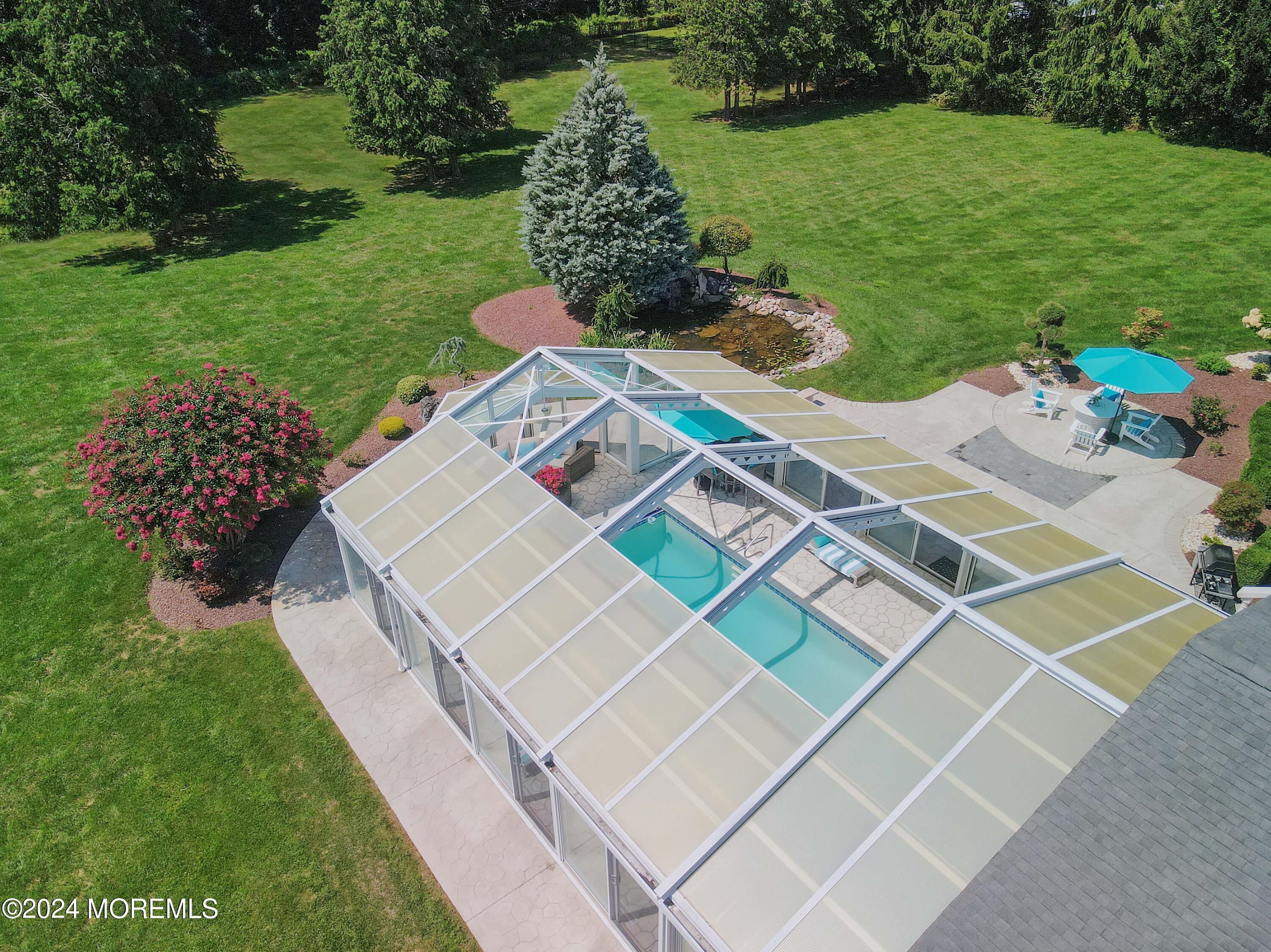6 Evergreen Lane