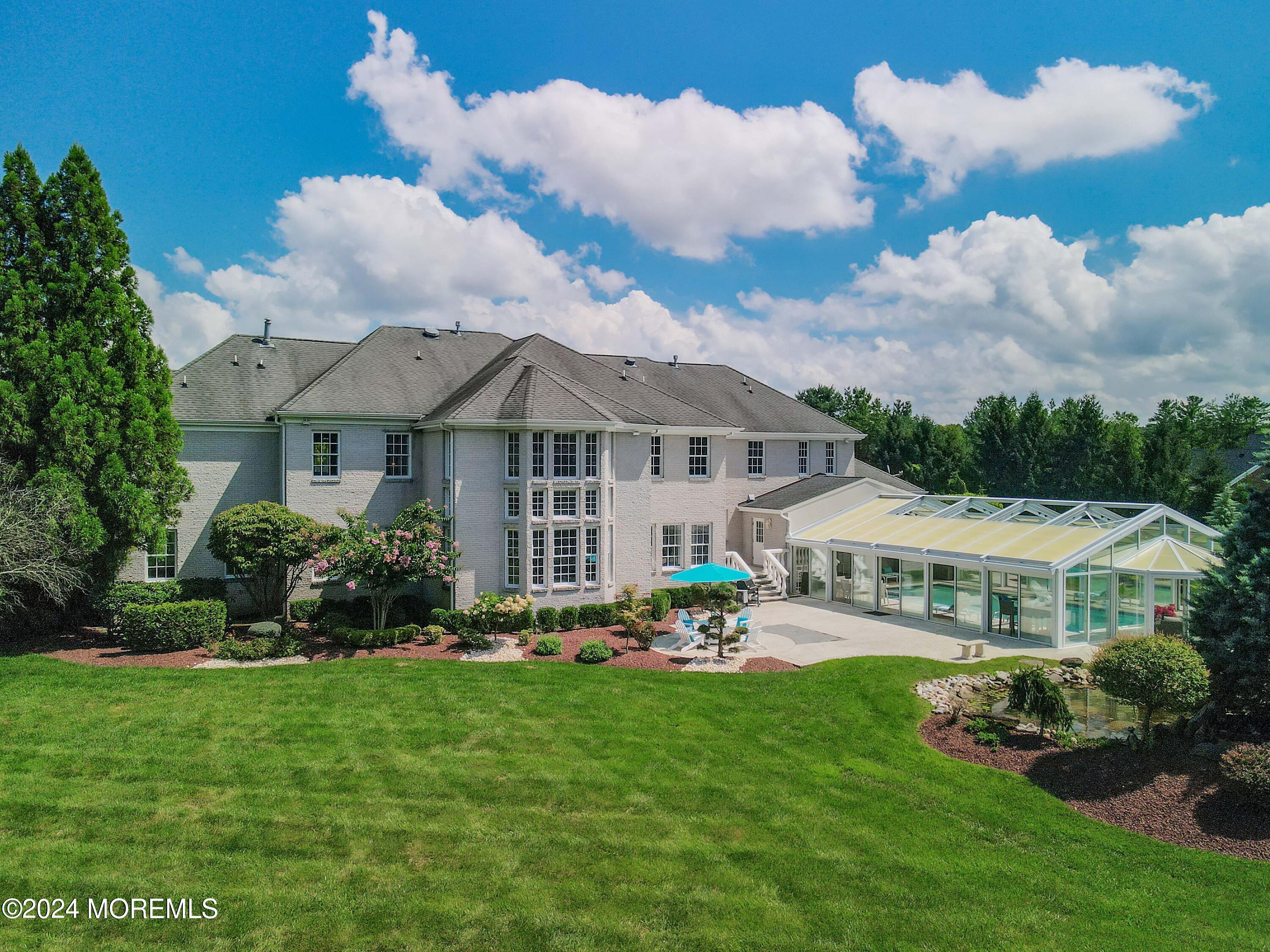 6 Evergreen Lane